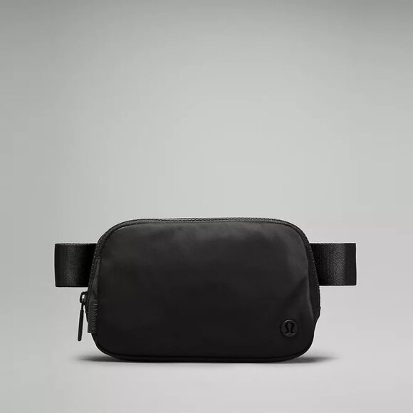 lululemon athletica Handbags - Lululemon Everywhere Belt Bag 1L NWT